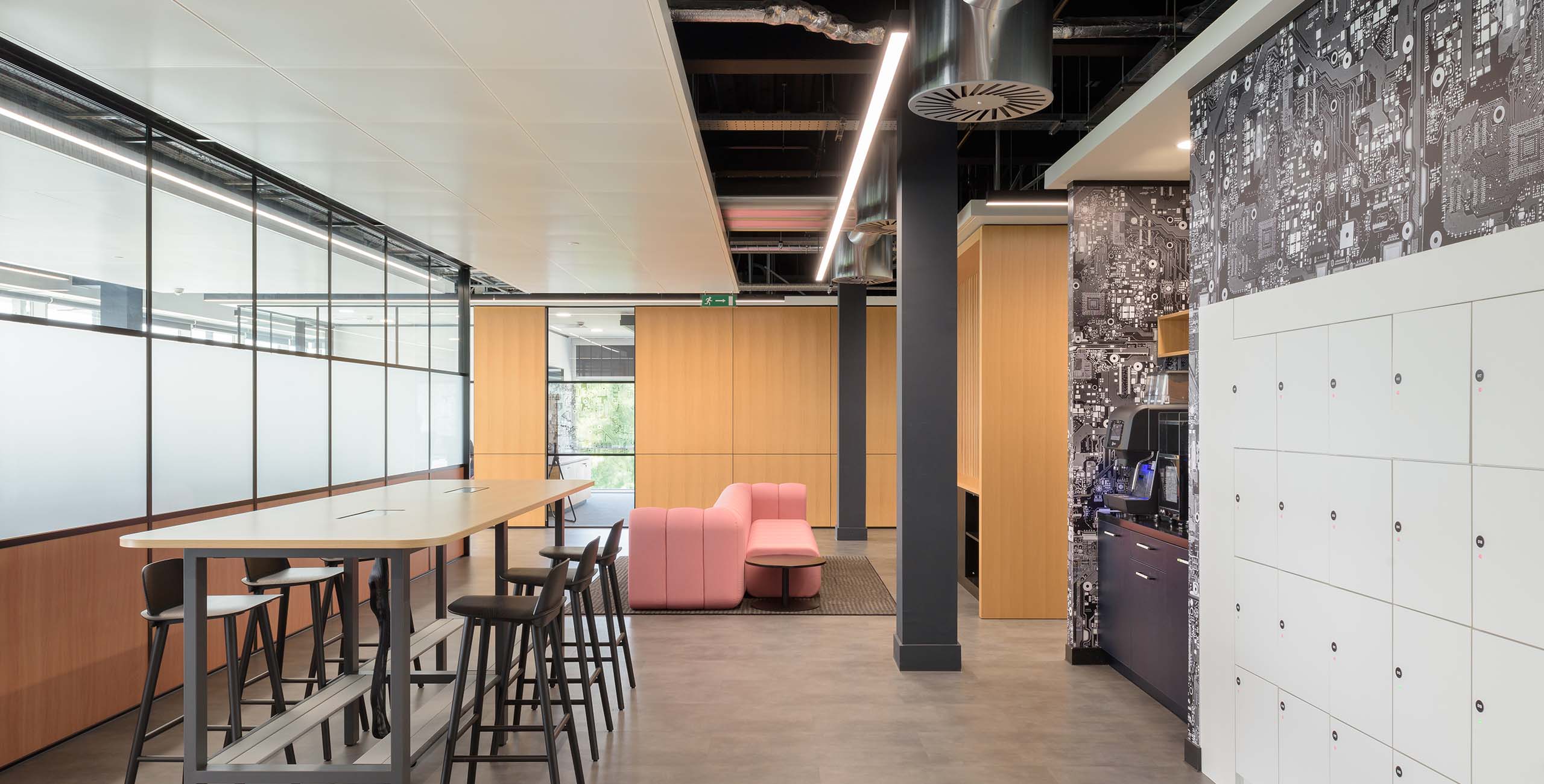 Building 1330 workspace view 1